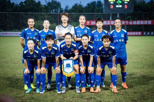 哈兰德仅13次触球9次传球1次射门  被打全场最低分